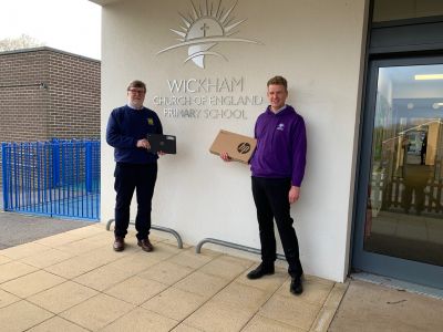 Brian presenting to Wickham CoF Primary School